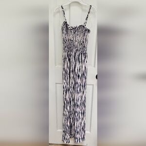 Row A: Shoestring Jumpsuit Women's Size Medium